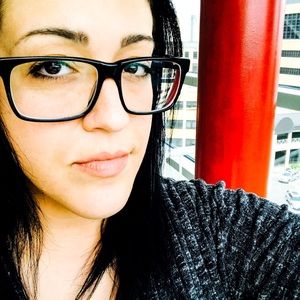 Meet your Posher, Noelani